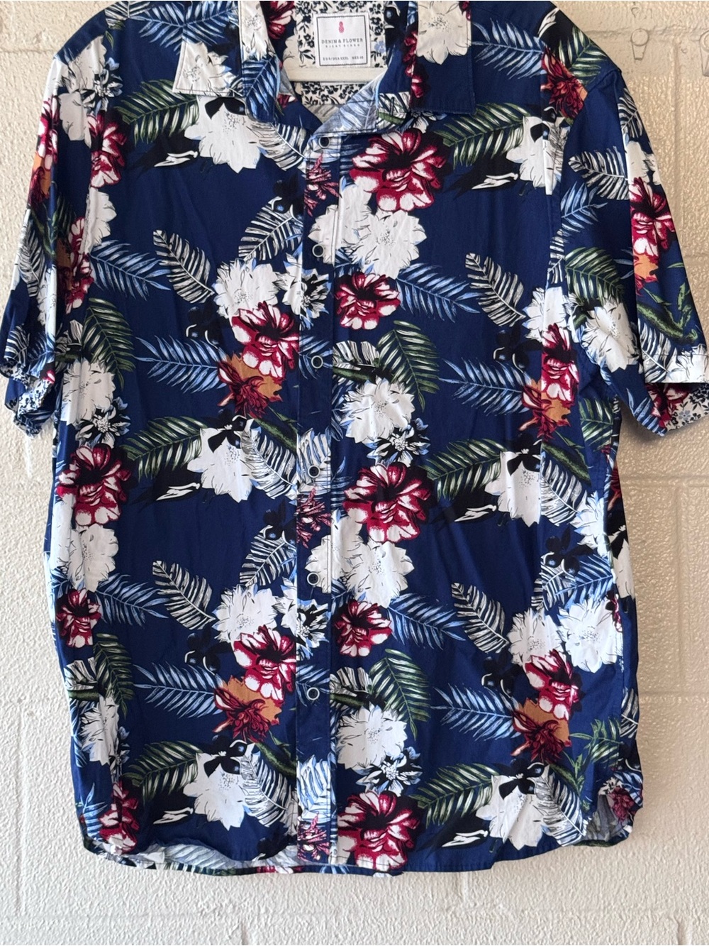 Aloha shirt Flower Navy Blue Tropical Floral Button-Down .